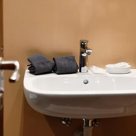 Crotto Polirolo - The House Of Travelers * Cernobbio