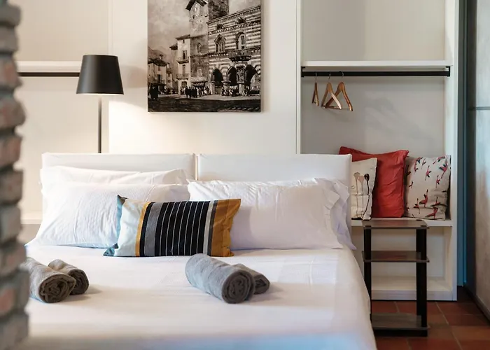 Crotto Polirolo - The House Of Travelers * Cernobbio