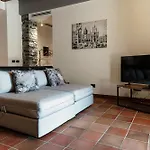 公寓 Crotto Polirolo By 